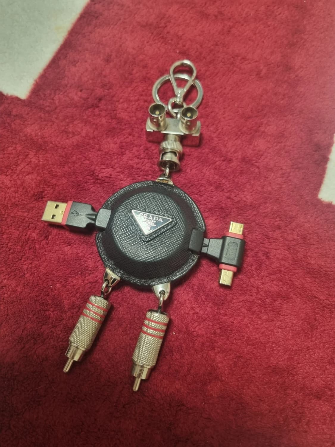 프라다 키링 상품이미지1