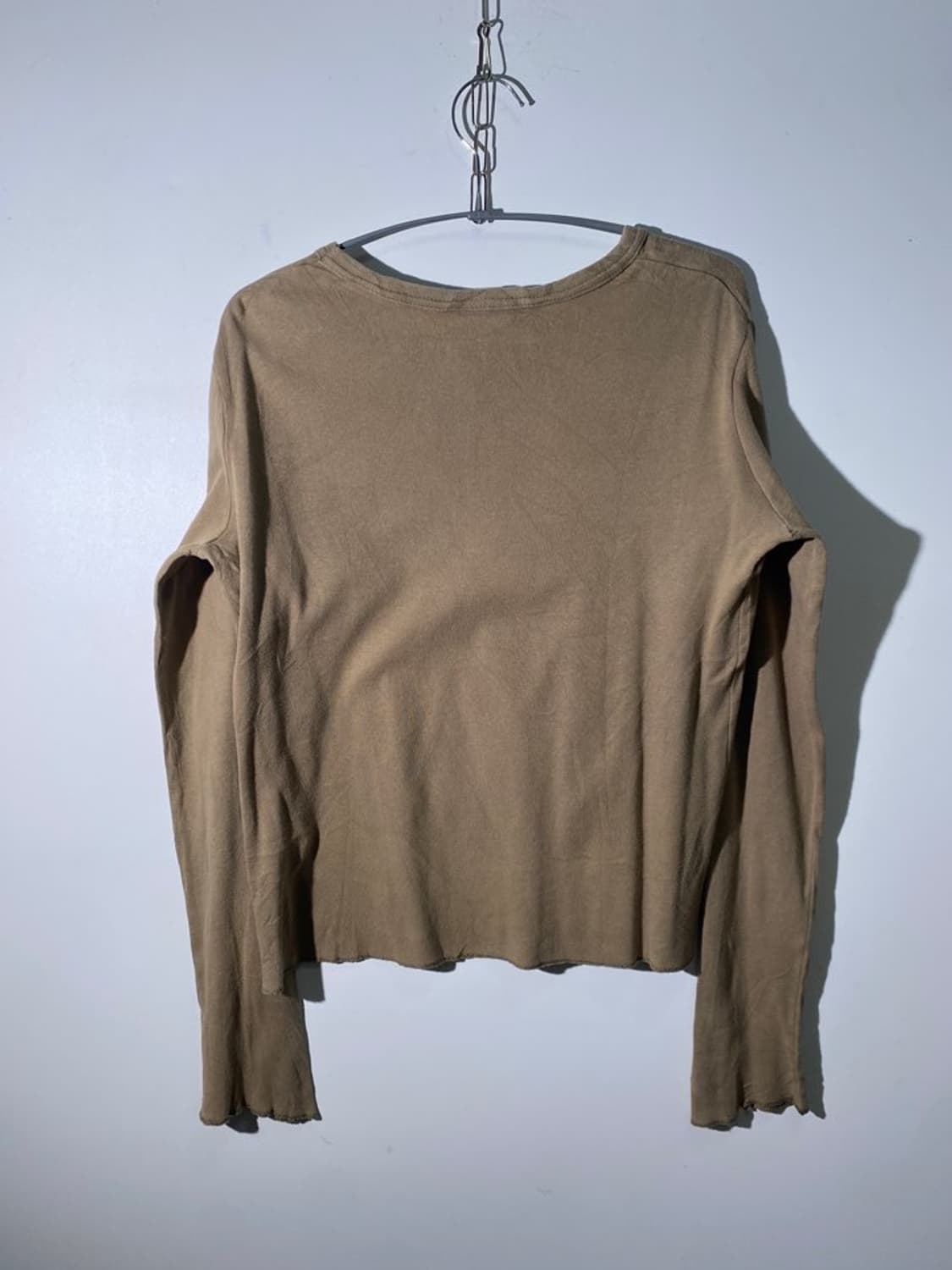 dkny 크롭 롱슬리브 상품이미지2