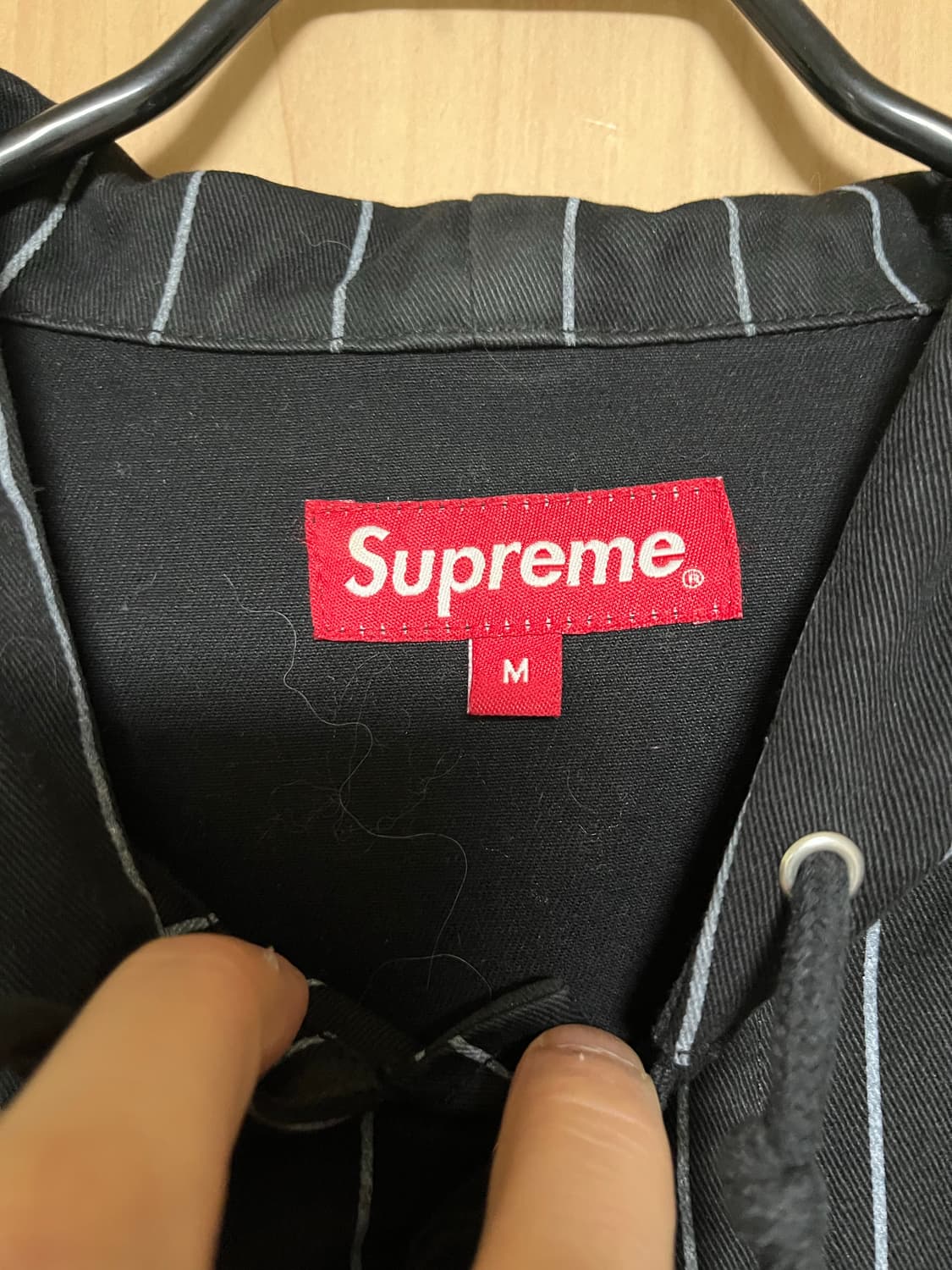 슈프림 블랙 스트라이프 후드자켓 상품이미지5