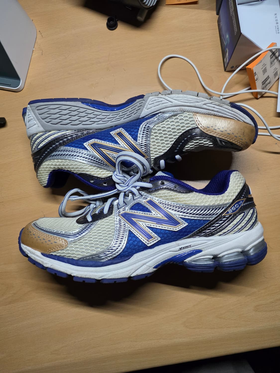 뉴발란스 x 에메 레온 도르 860v2 블루 275 상품이미지2