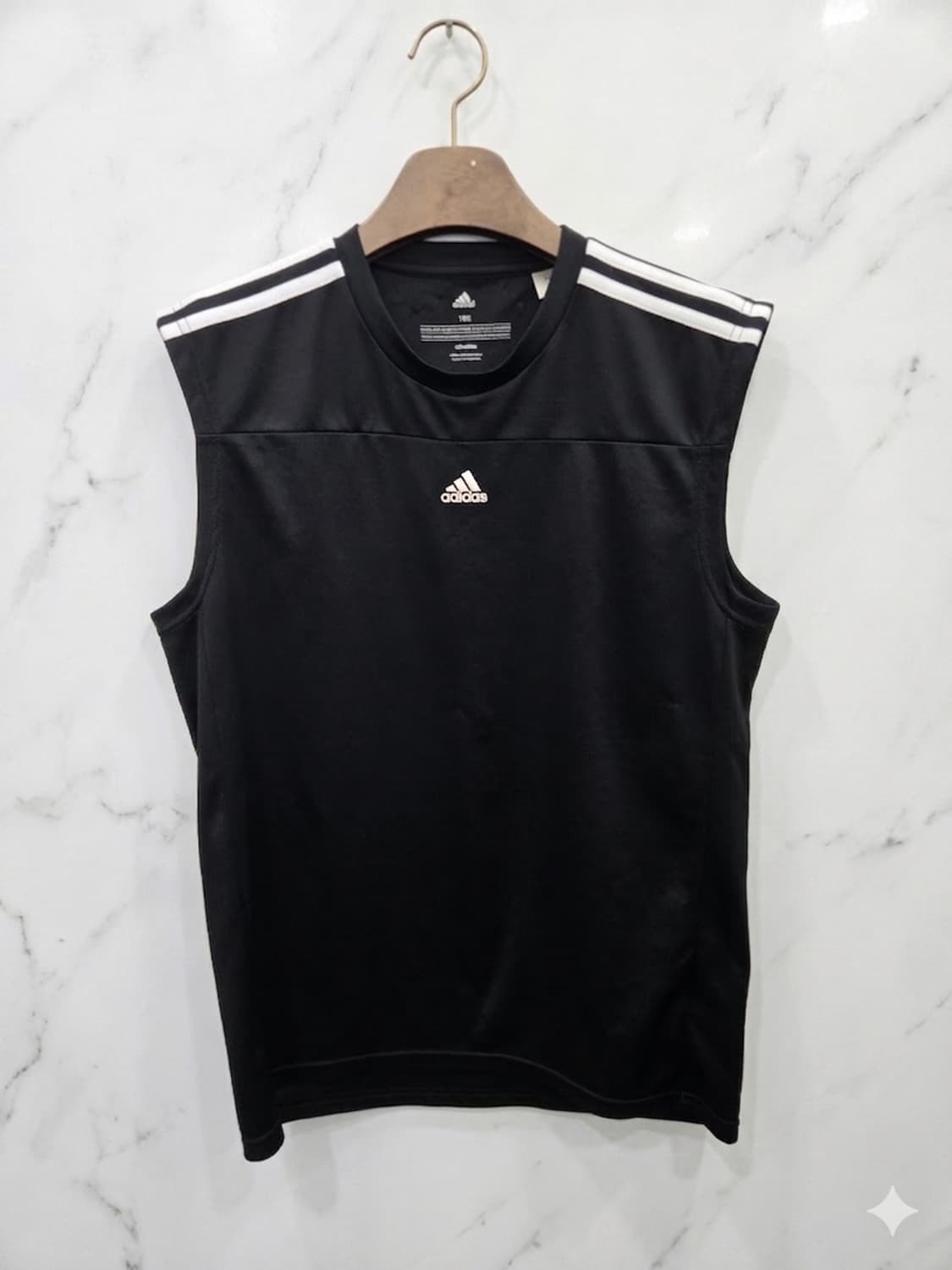 105,XL )) adidas 아디다스 민소매 나시티셔츠! 깔끔한 디자인 상품이미지1