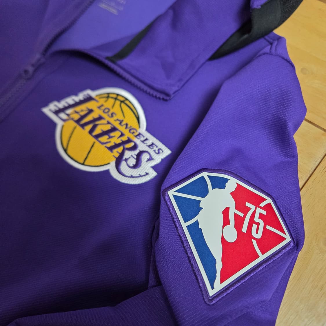 M 나이키 LA레이커스 75주년 쇼타임 집업 nba 상품이미지2