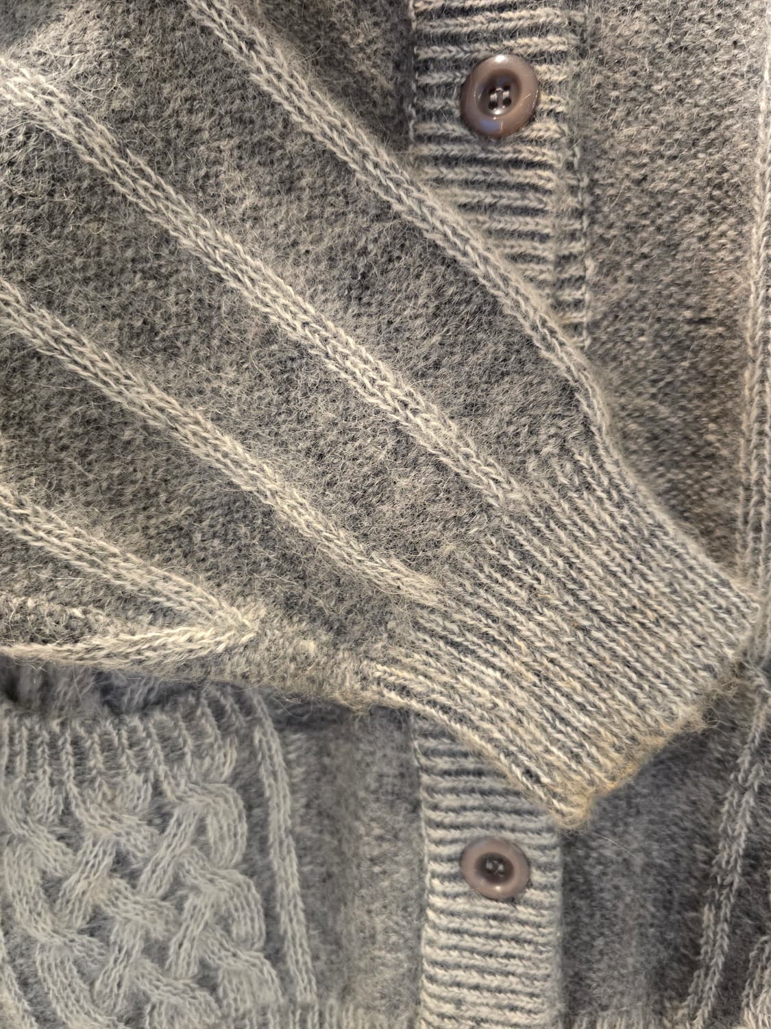 꽈배기 니트 가디건 회색 상품이미지4