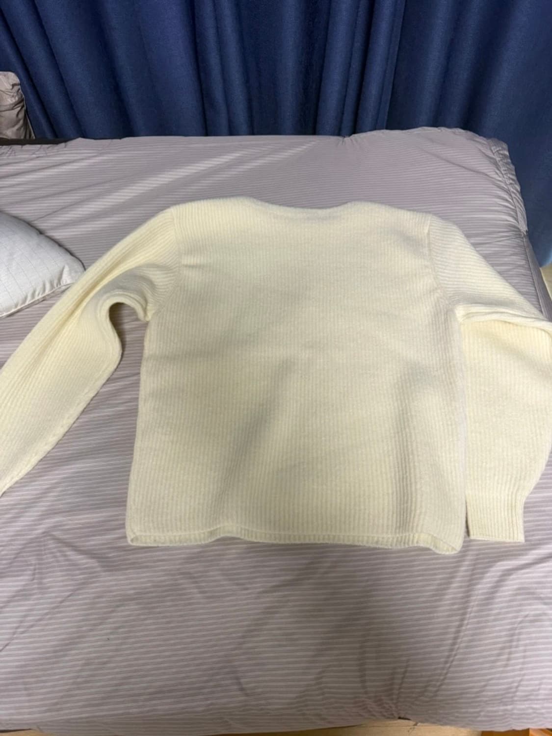 오라리 밀드 보트넥 니트 상품이미지2