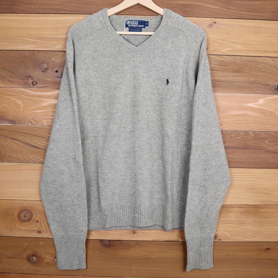 폴로 브이넥 니트   상품이미지1