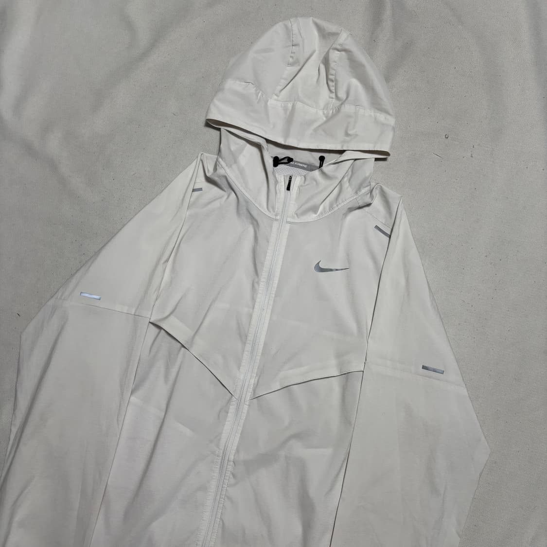 XL 나이키 화이트 윈드러너 바람막이 상품이미지1