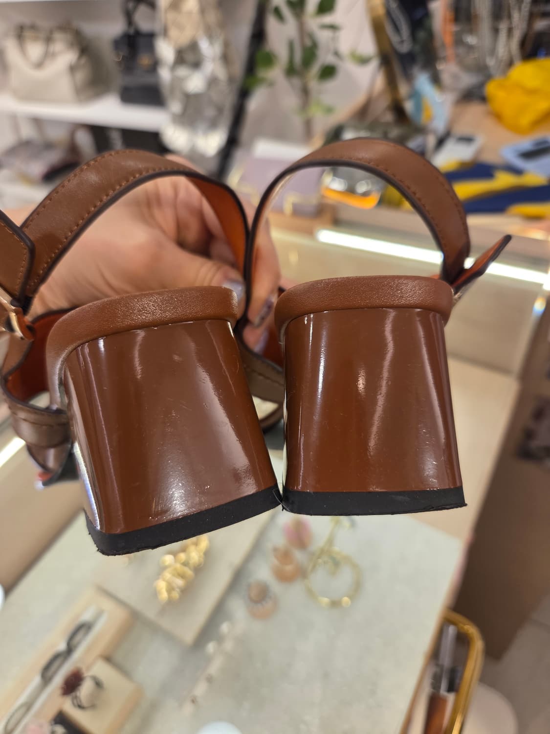 나인웨스트 가죽 샌들 상품이미지5