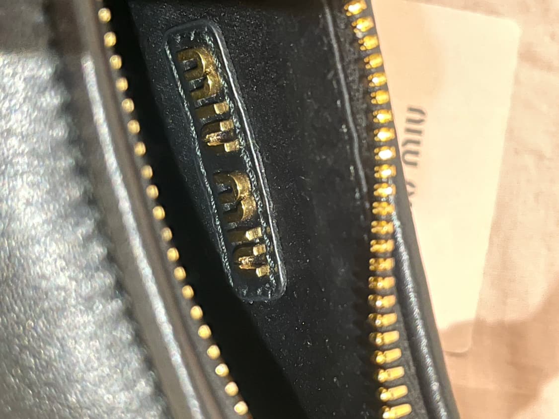 미우미우 호보백 스몰 상품이미지9