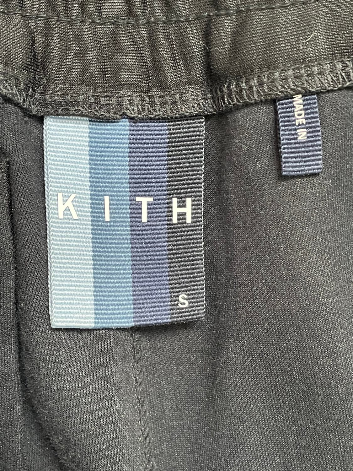 KITH 블랙 사이드라인 트레이닝 팬츠 S 상품이미지3