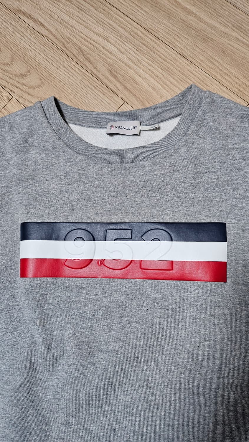 몽클레어 정품 남성용 맨투맨 XL 티셔츠 상품이미지3