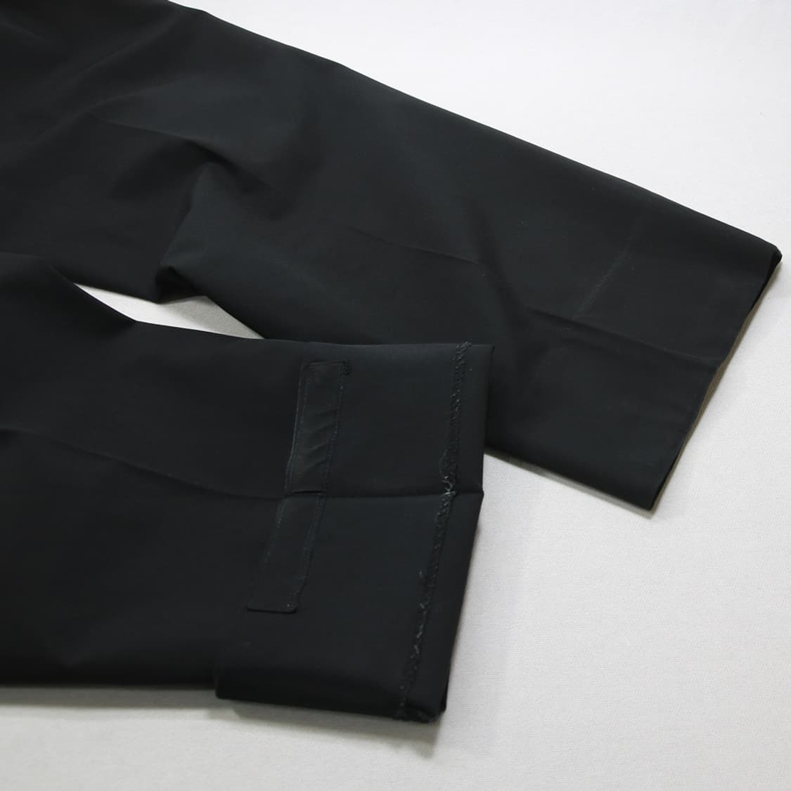 (착용컷) Theory 슬랙스 (남성용 33.5) 상품이미지10