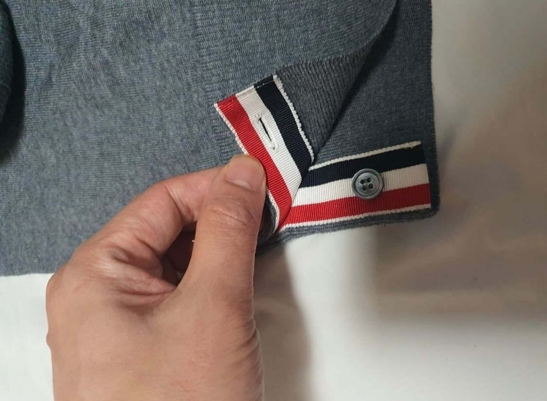 톰브라운 니트 3사이즈 상품이미지5