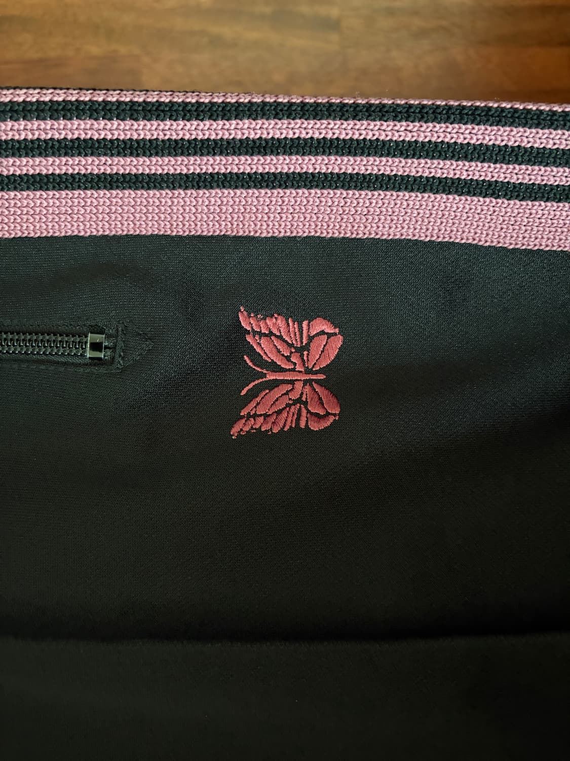 니들스 검핑 트랙 상의 하의 세트 팝니다. 상품이미지7