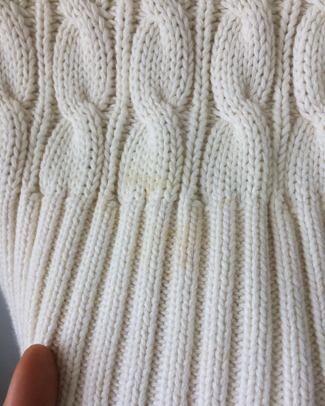 Cable pattern hood knit cardigan 상품이미지4