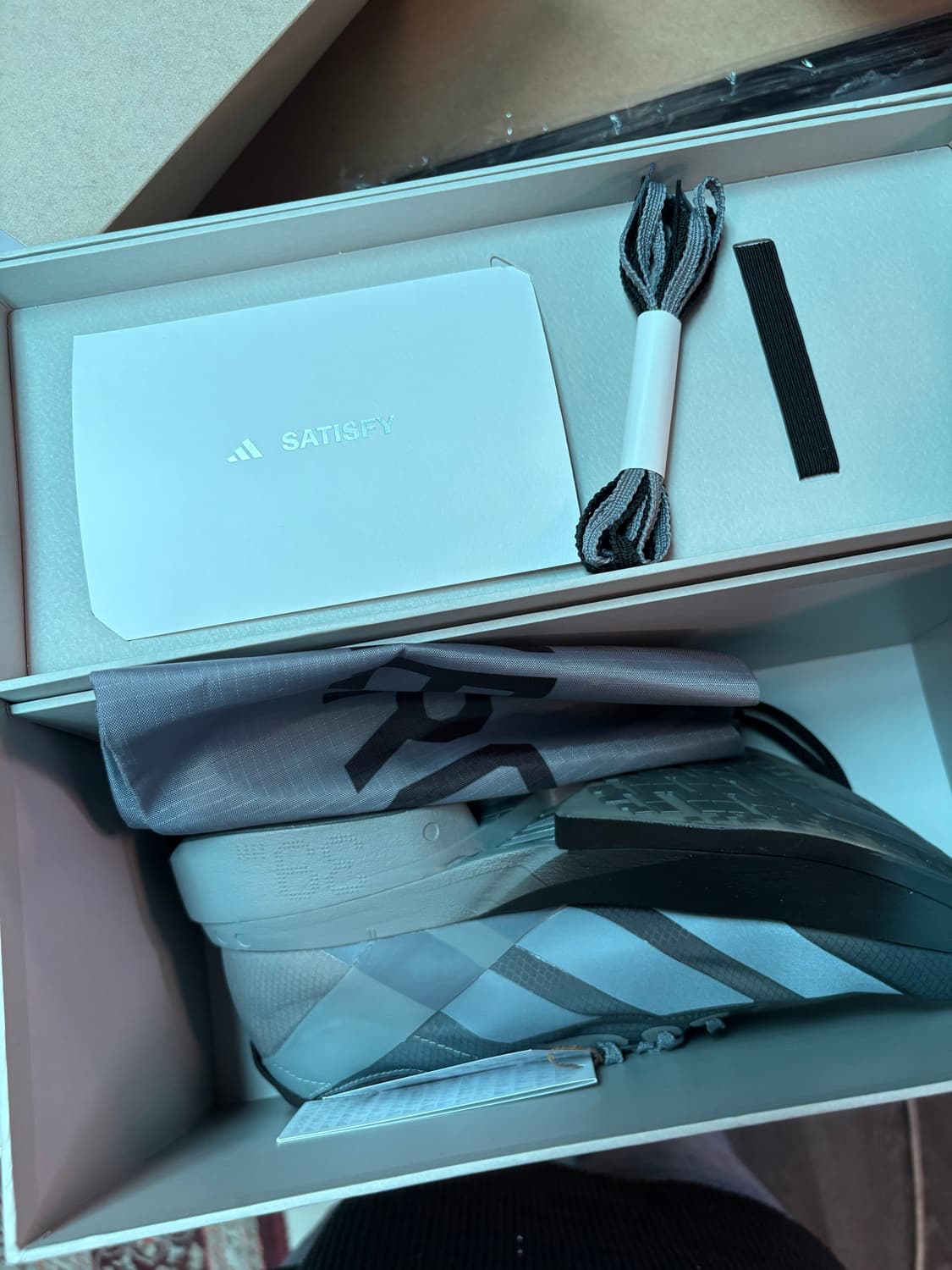 아디다스 새티스파이 아디제로 아디오스 프로 4 블랙 상품이미지1