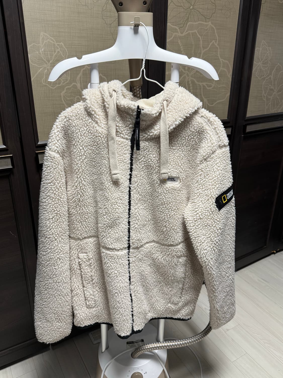 내셔널 지오그래픽 M사이즈 뽀글이 아이보리 상품이미지1