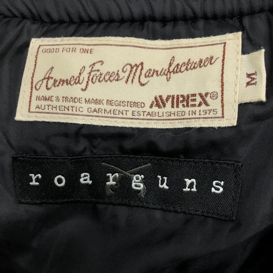 아비렉스 X 로어건즈 ma-1 패치 크루넥 상품이미지5