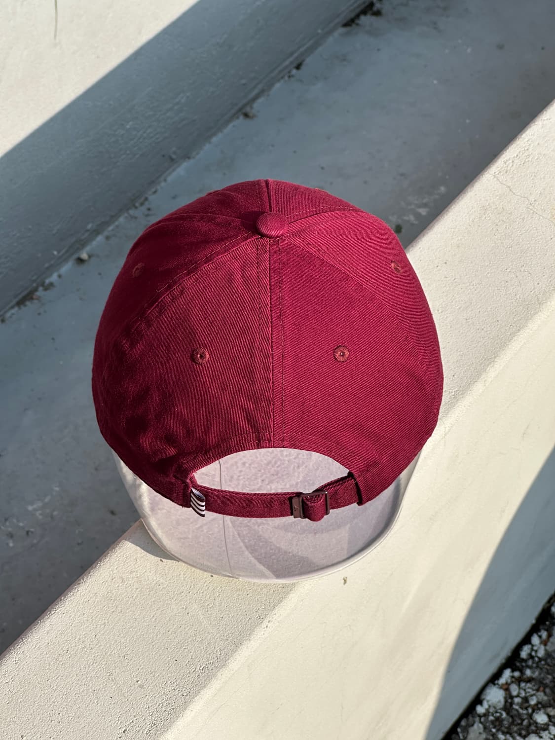 [F] 아디다스 로고 버건디 볼캡 모자 상품이미지4