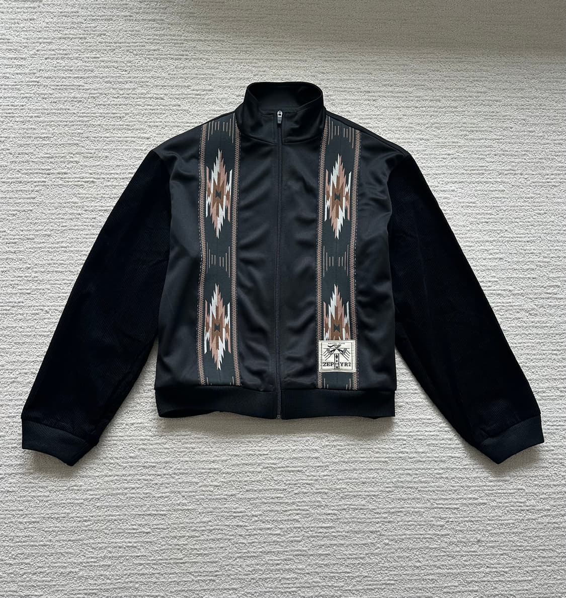 [2]  캐피탈 스무스 져지 코치 & 제피르 블랙 상품이미지2