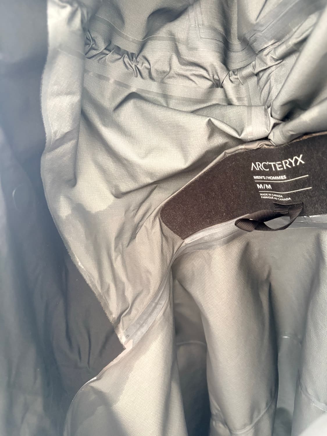 아크테릭스 알파 SV 자켓 24K 블랙 상품이미지3