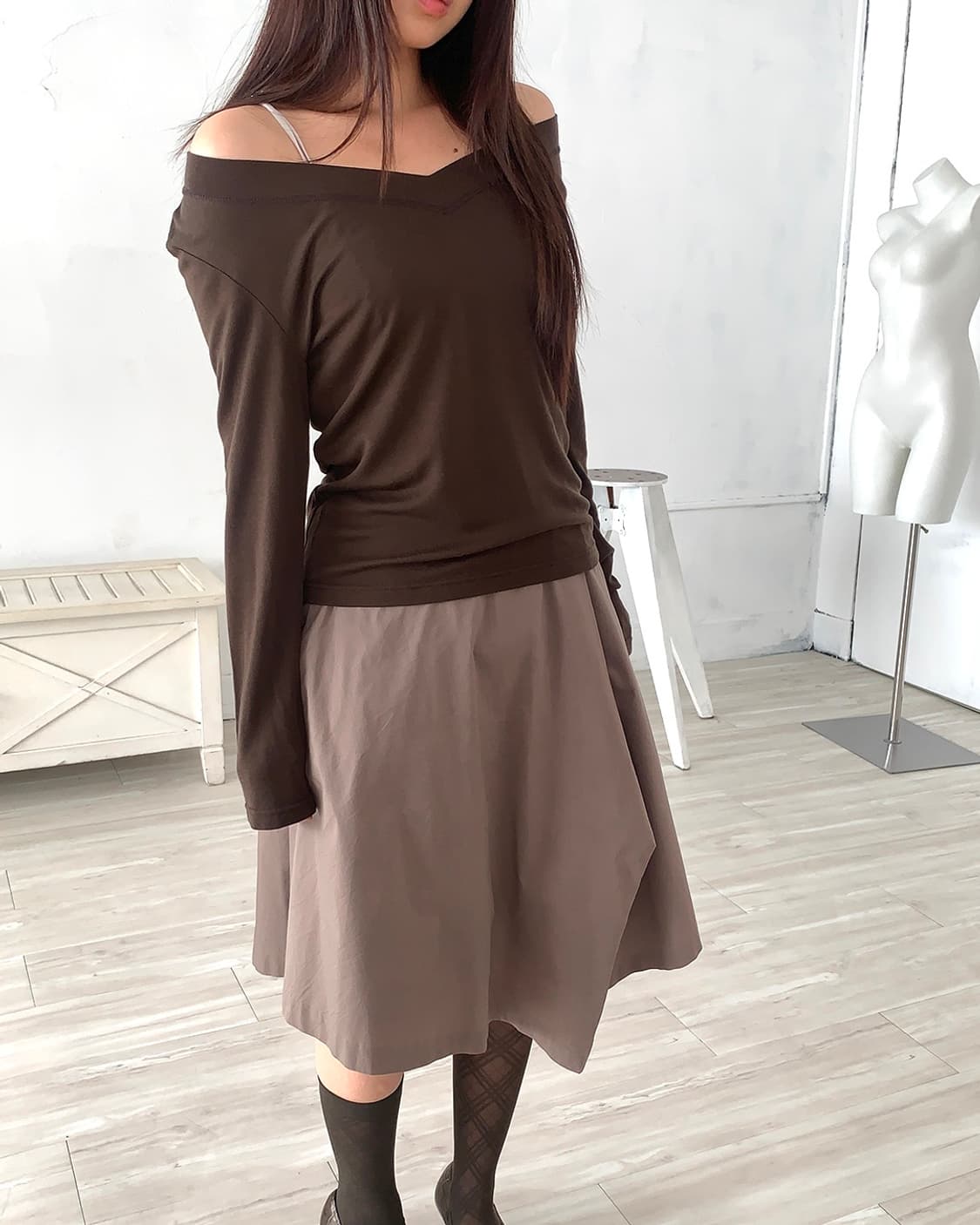 Brown V-Neck Long Sleeve 상품이미지2