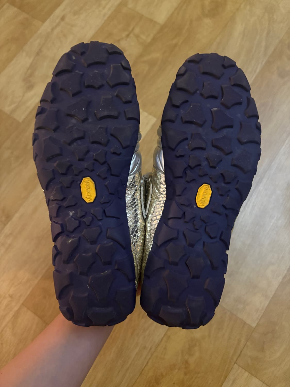 웨일즈보너 스니커즈 상품이미지3