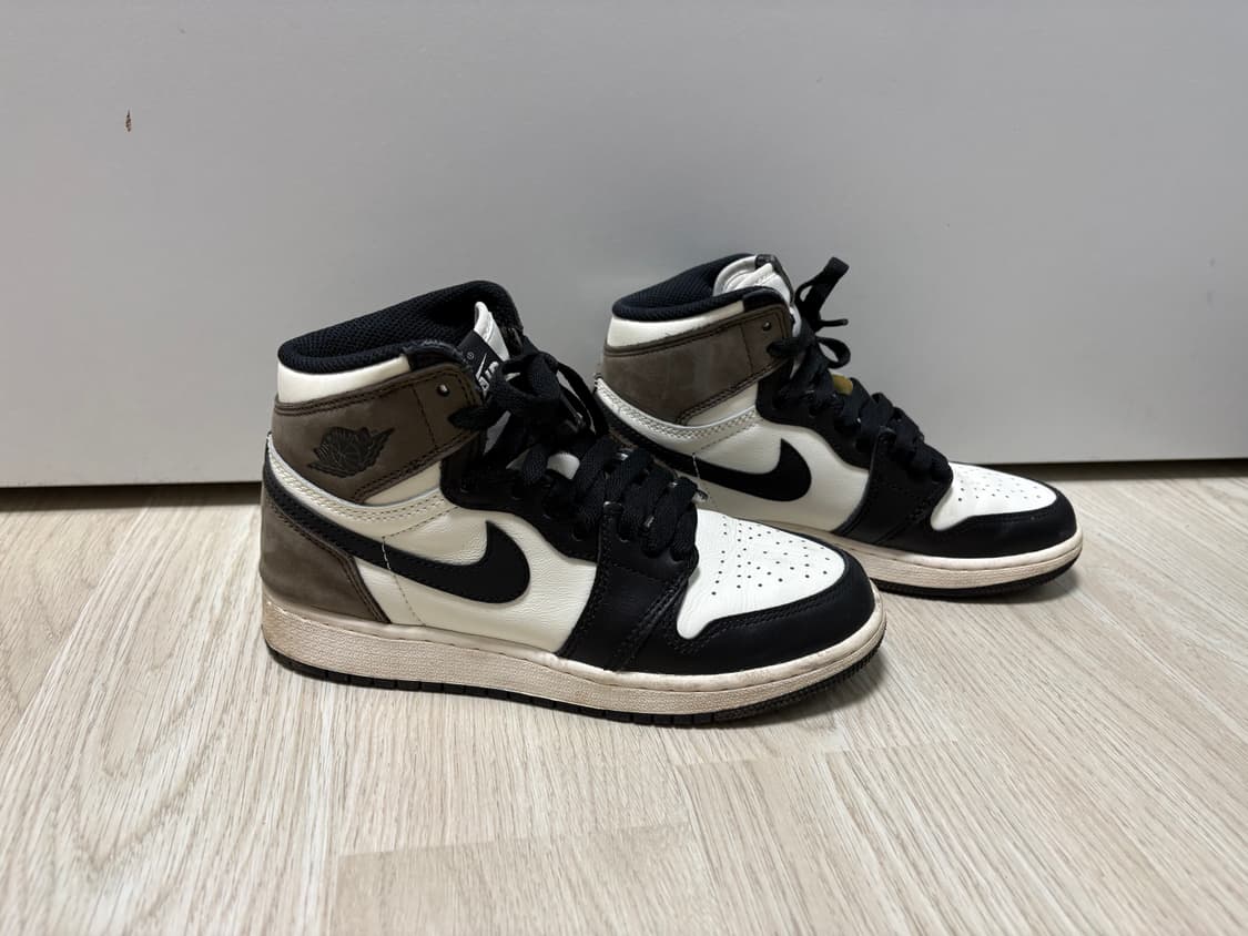 조던 1 레트로 하이 OG 블랙 모카 225 상품이미지6