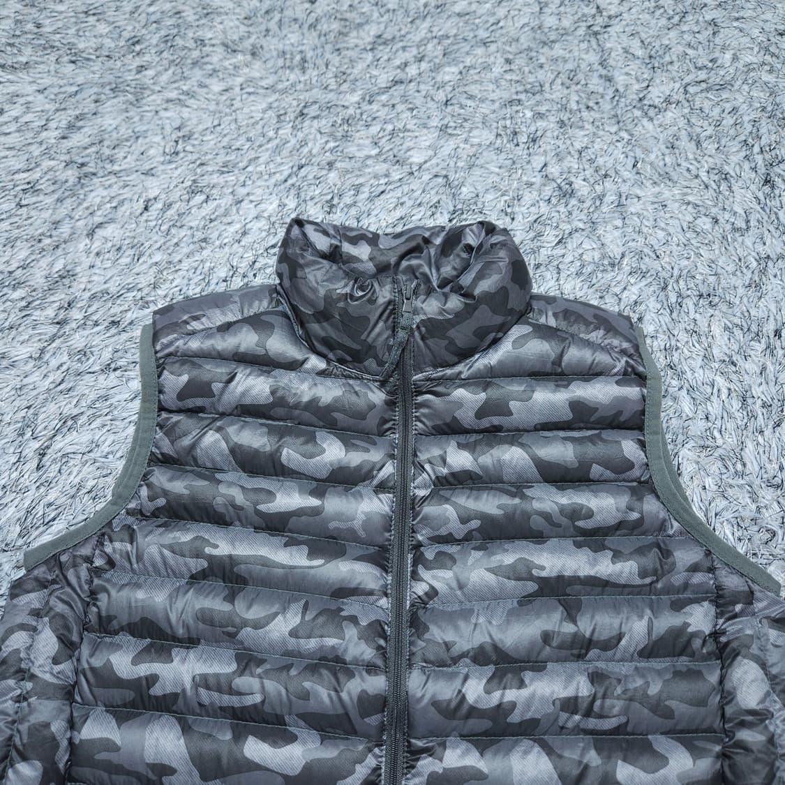 인디고뱅크) M 남자 거위털 경량패딩조끼 / 왕눈이샵 상품이미지2