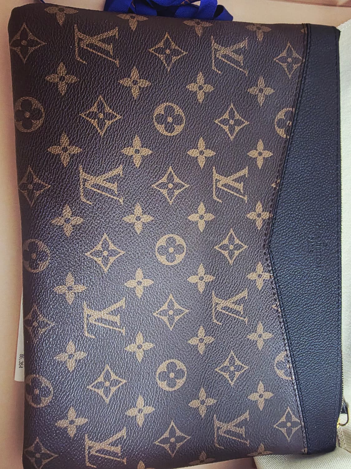 루이비통 모노그램 데일리 클러치 블랙&모노그램 상품이미지2