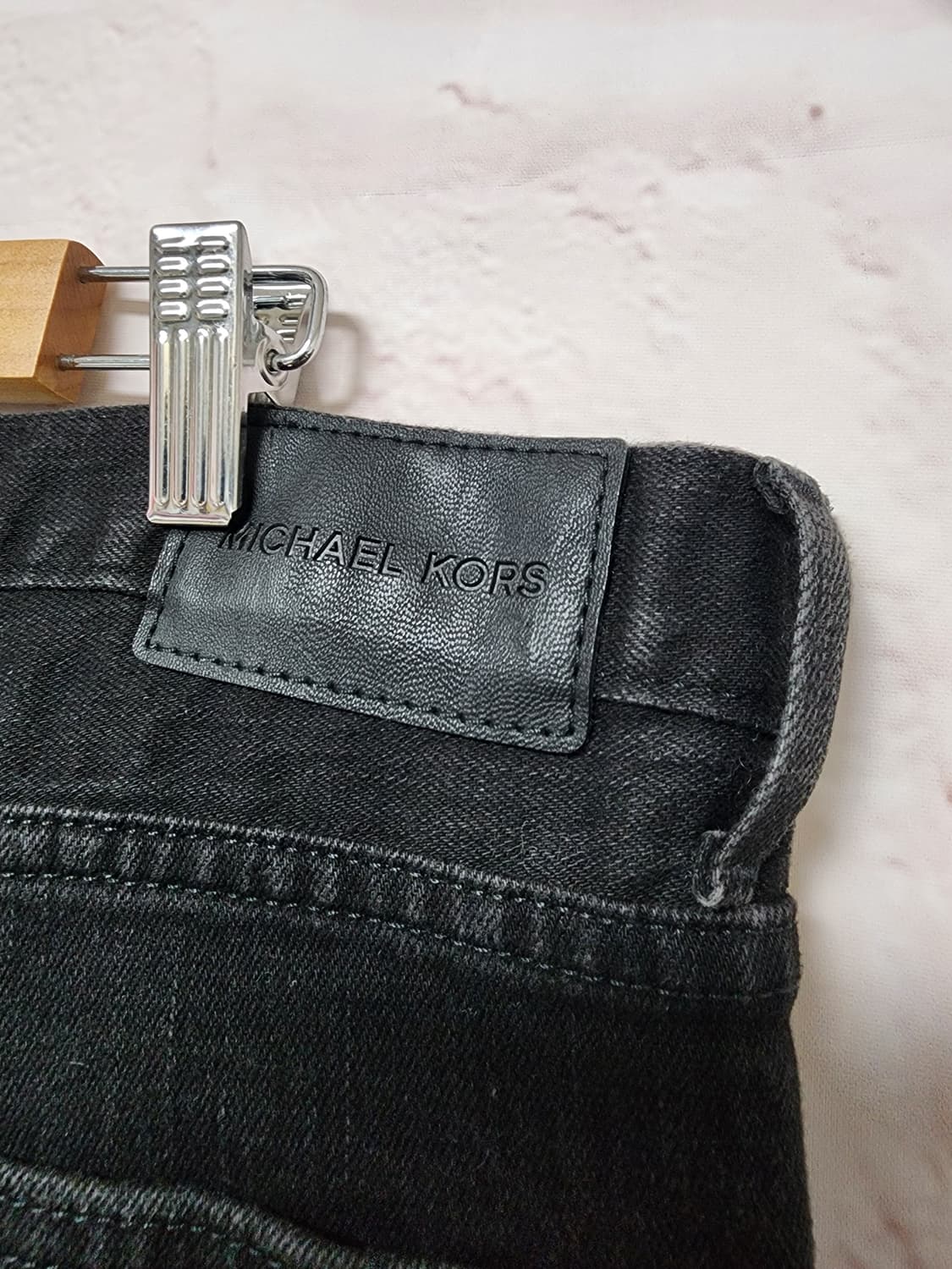 마이클코어스 블랙 데님 청바지 상품이미지6