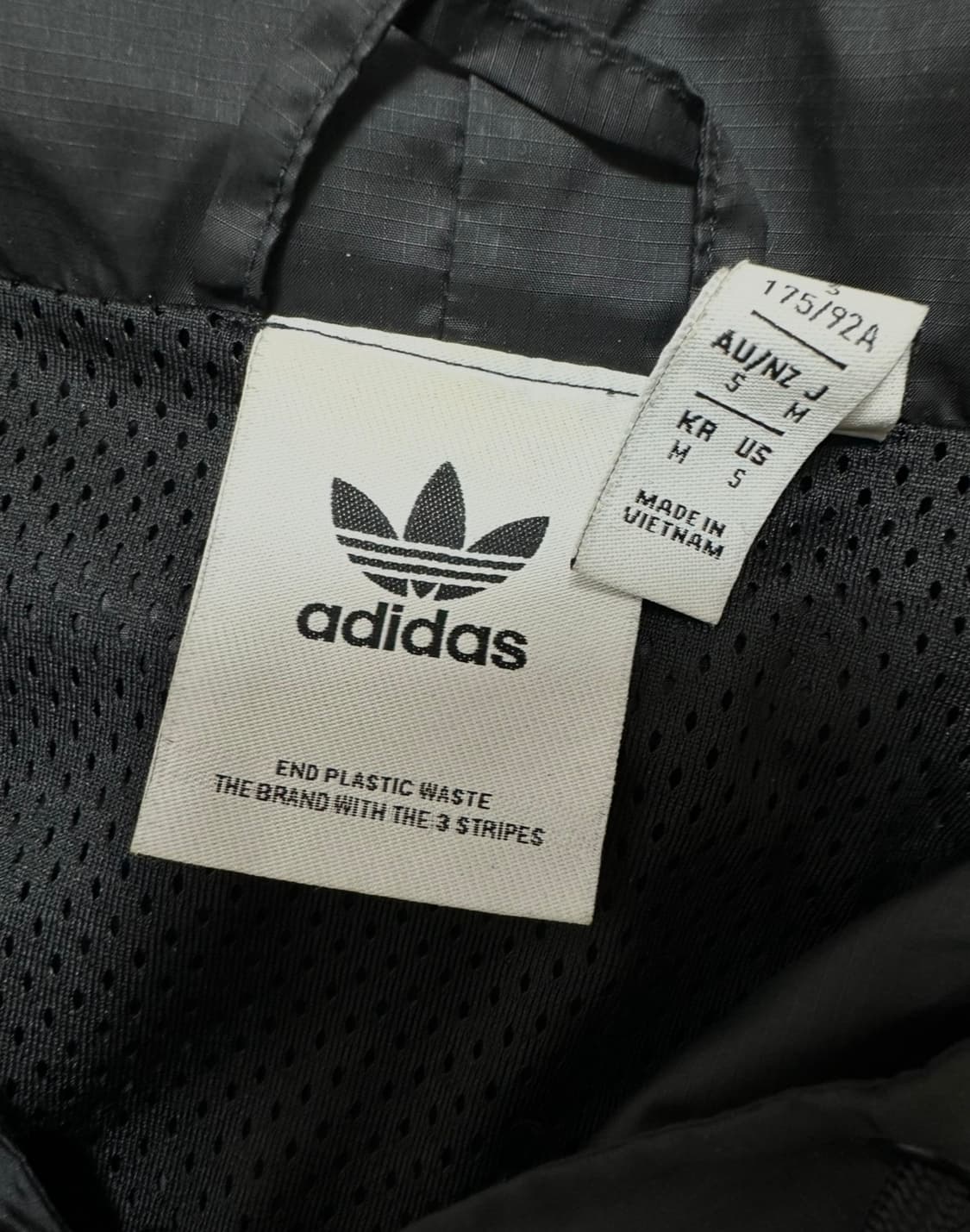 아디다스 파이어버드 블랙 후드 바람막이 상품이미지5