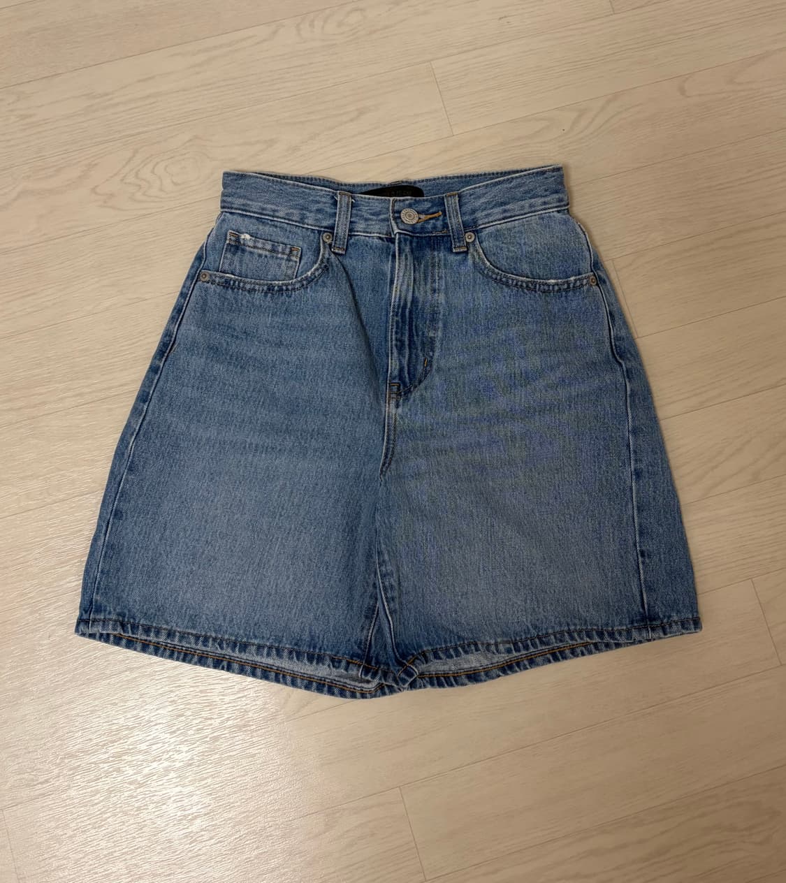 유니클로 청반바지 데님 숏팬츠 상품이미지1