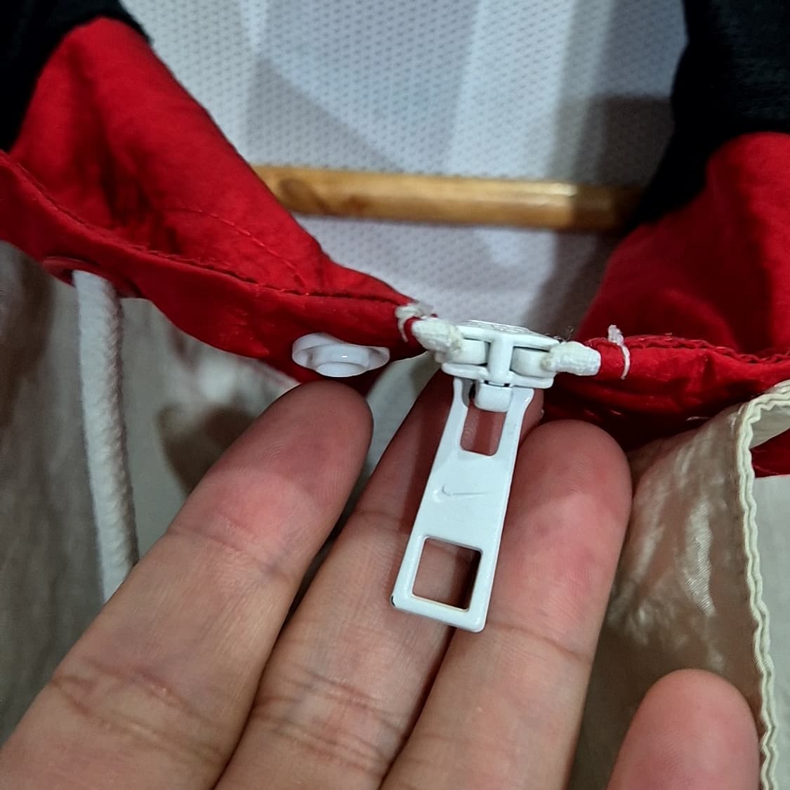 나이키 더블스우시 바람막이 상품이미지7