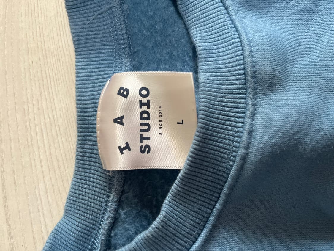 아이앱스튜디오 기모맨투맨 스카이블루 L 상품이미지3