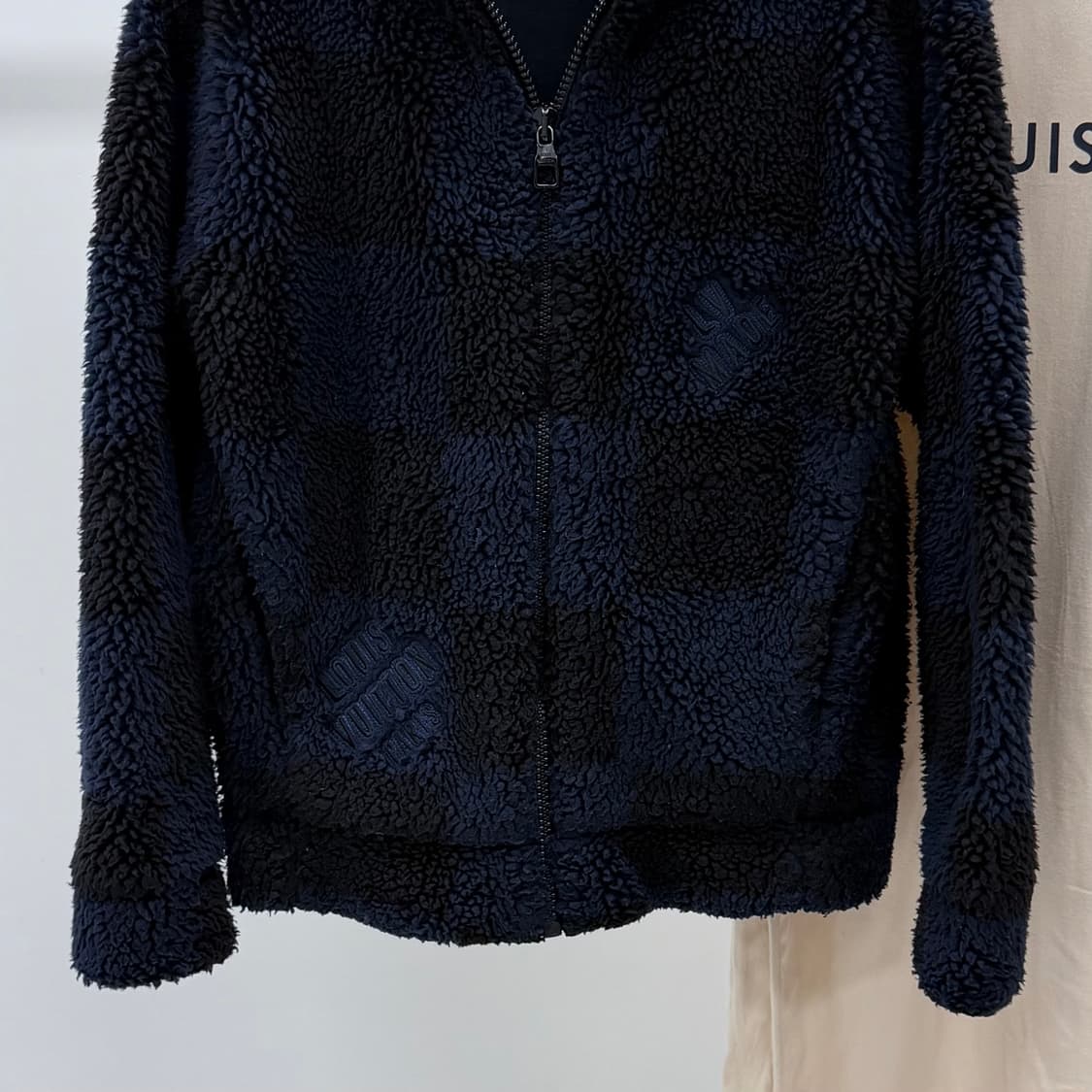 [S+급/S] 루이비통 X 니고 자카드 다미에 플리스 후리스 블루종 자켓 상품이미지3
