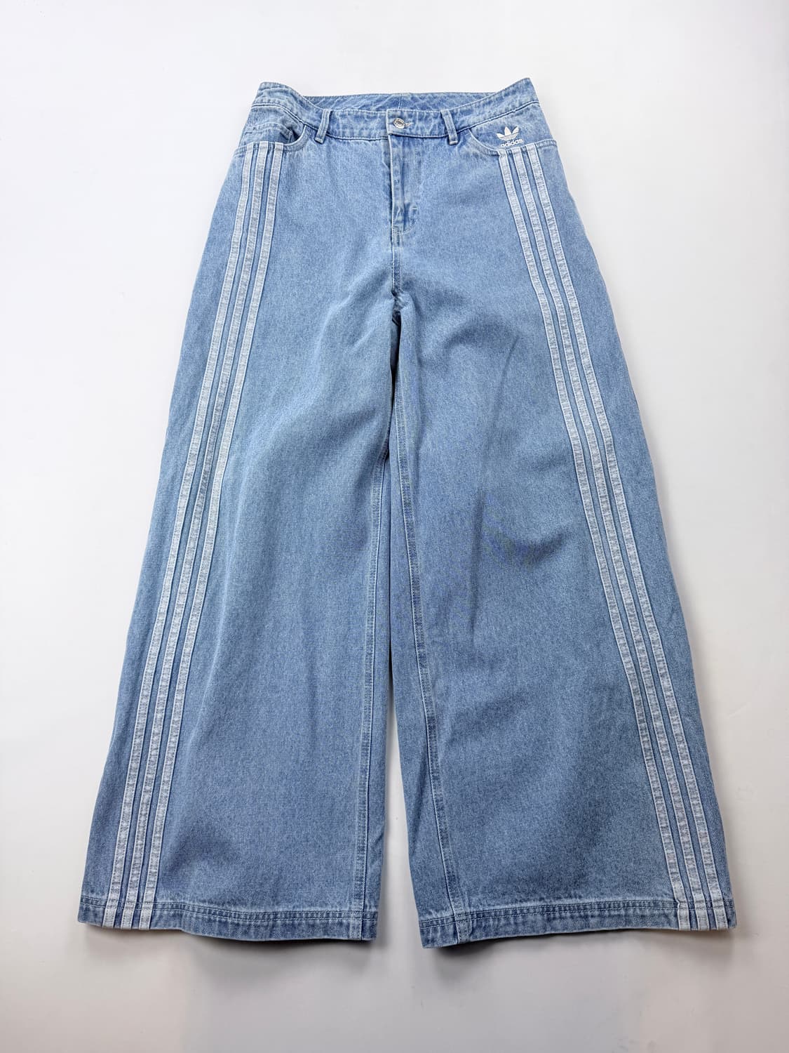 아디다스 뉴트럴 스트라이프 와이드 데님팬츠 상품이미지1