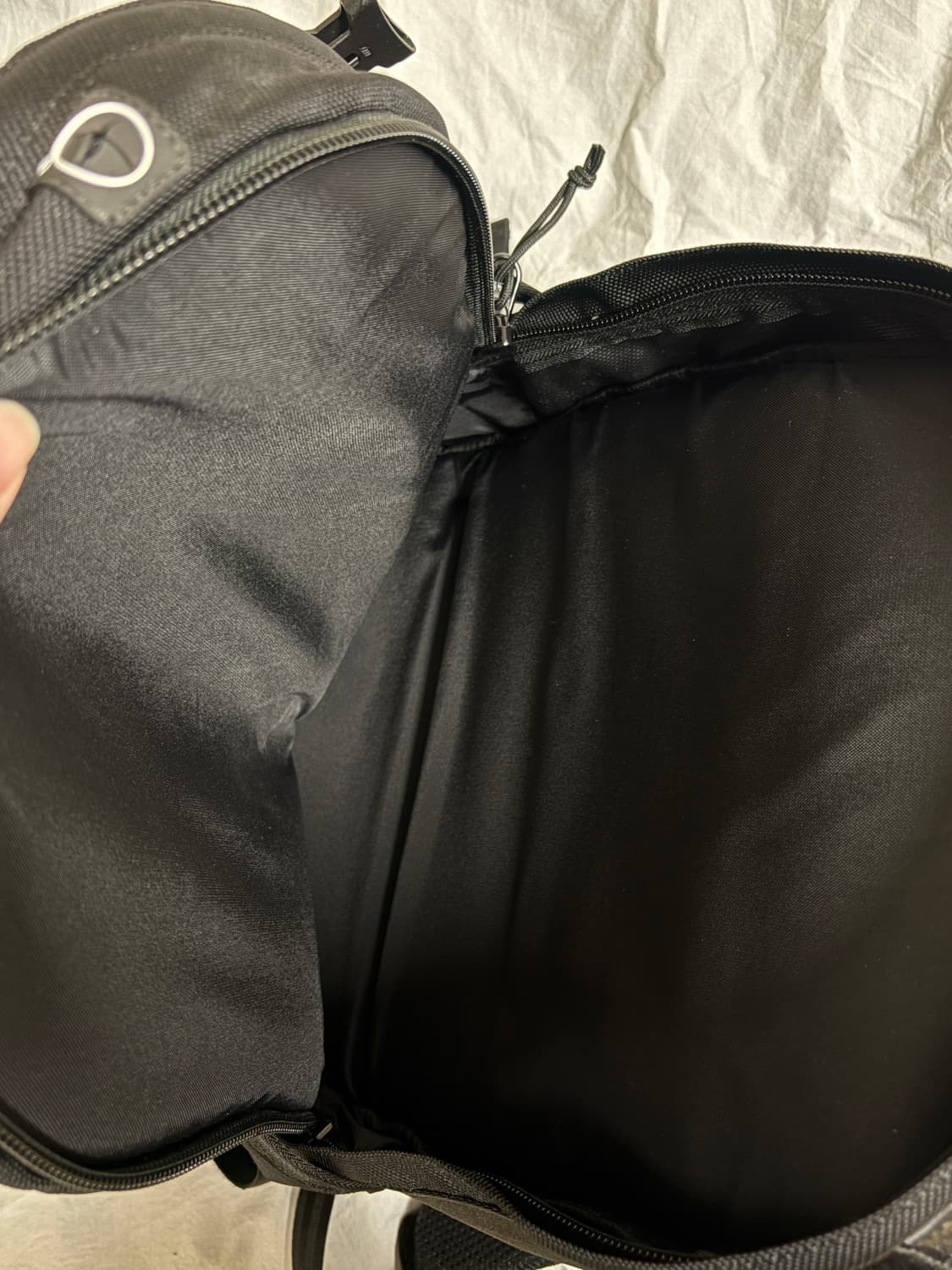 뉴에라 백팩 판매합니다 상품이미지7