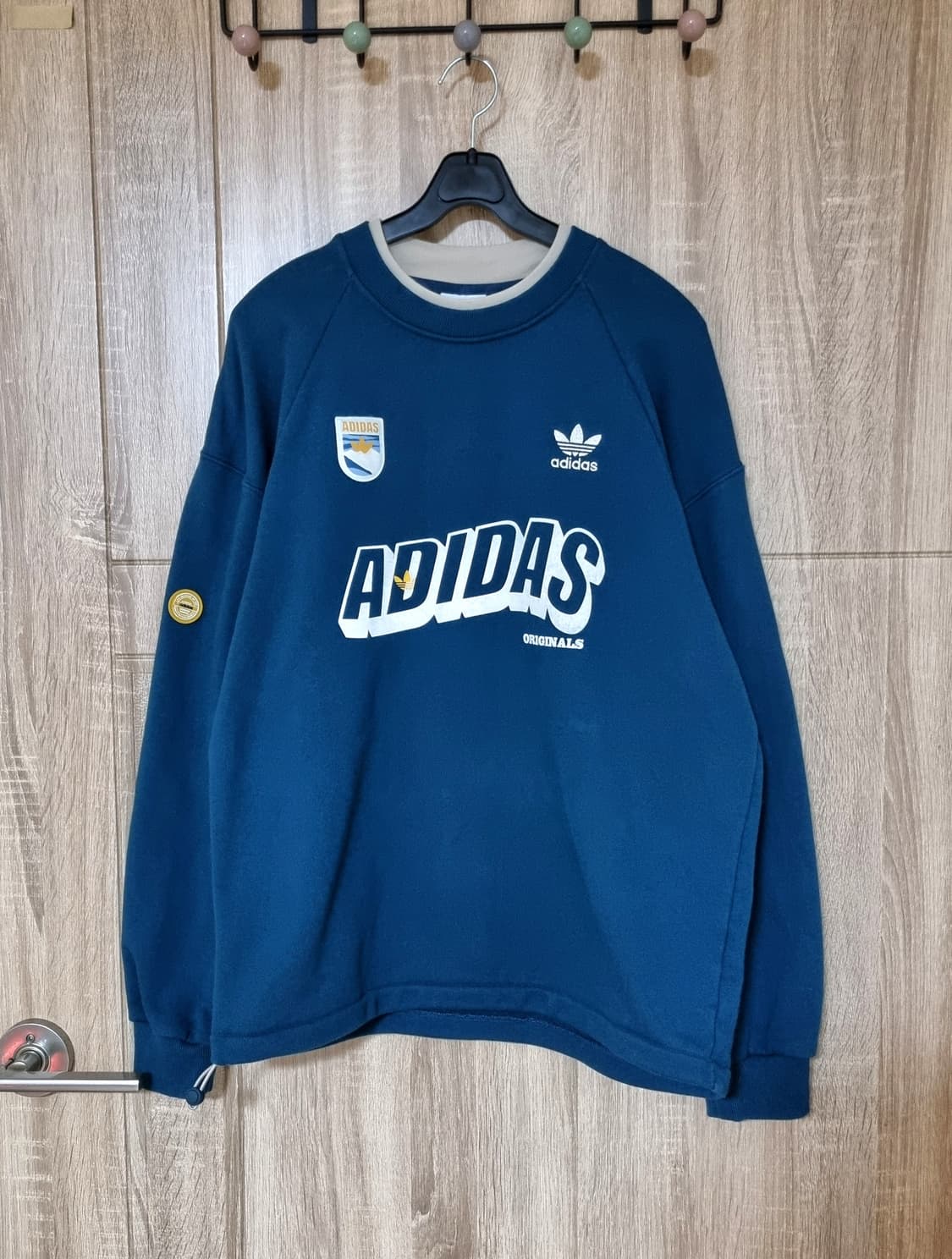 아디다스 맨투맨  상품이미지1