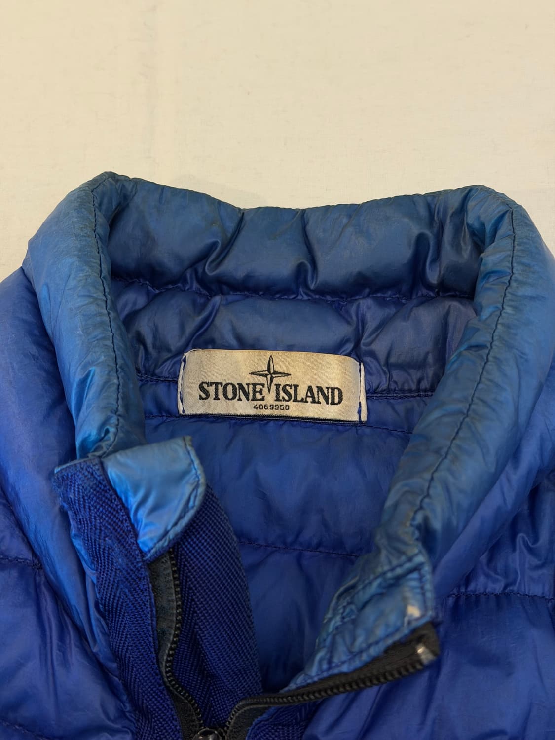 13FW 스톤아일랜드 가먼트 다이드 구스다운 경량패딩 블루 상품이미지7