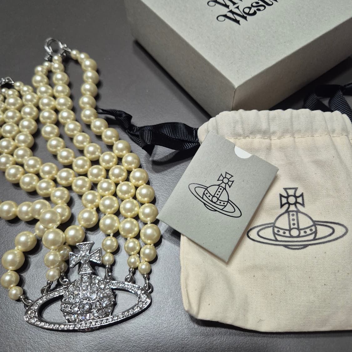 비비안웨스트우드 3줄 쓰리펄 초커 더글로리 임지연  상품이미지1