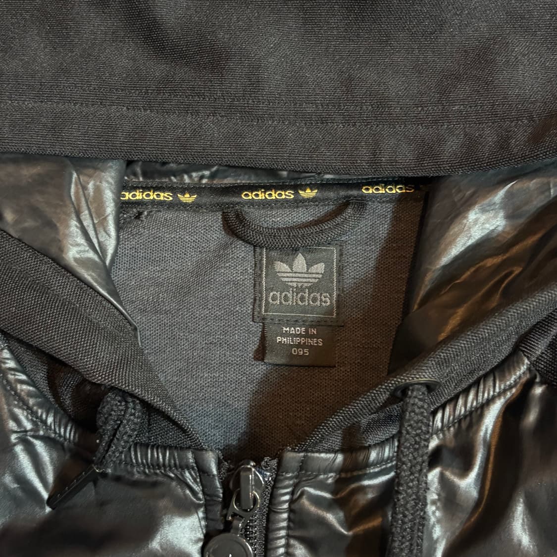 아디다스 파이어버드 유광 후드집업 자켓 상품이미지5