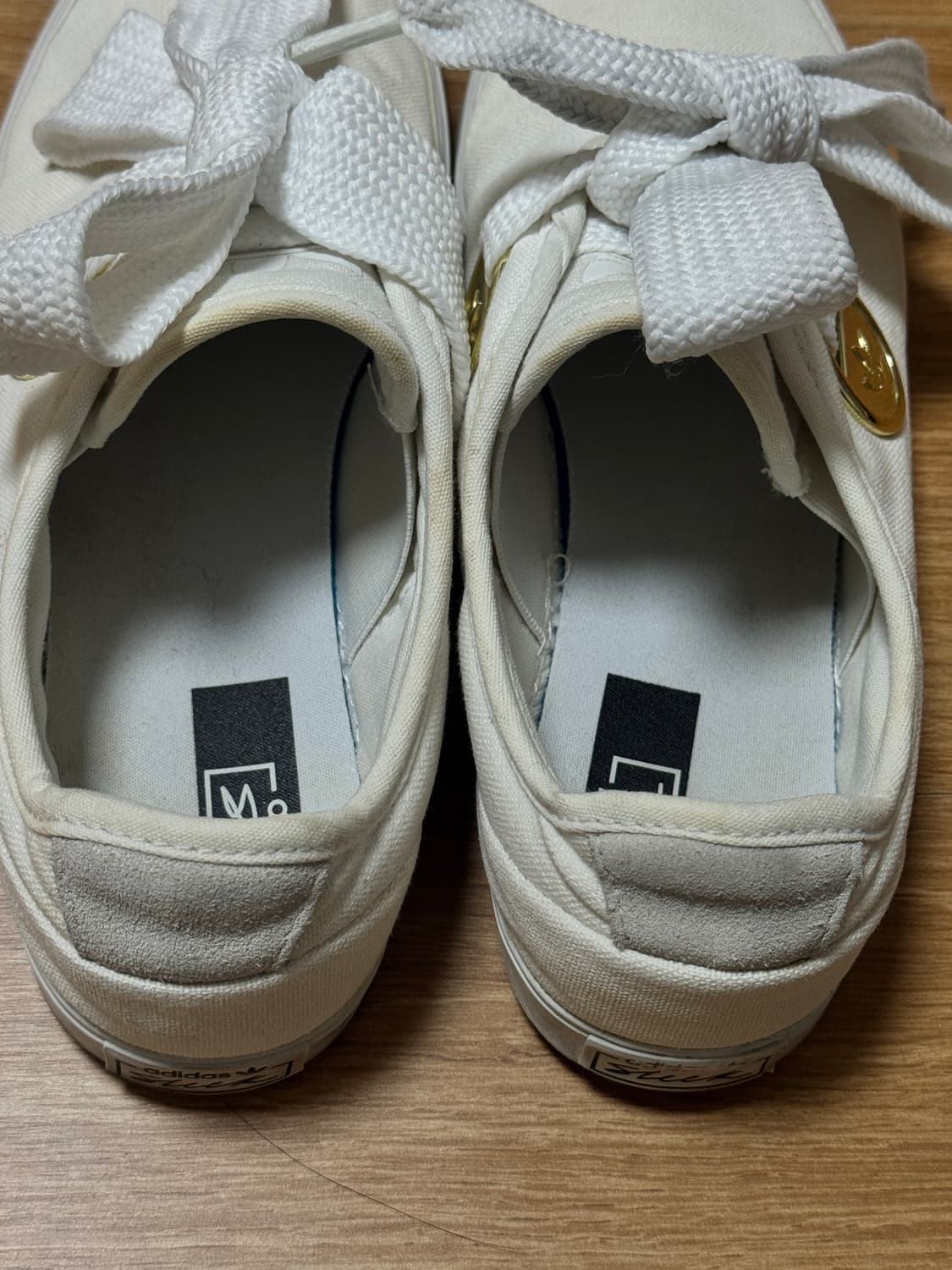 아디다스 운동화 슬릭로우 리본 슬립온 화이트 골드 메탈릭 240 상품이미지3