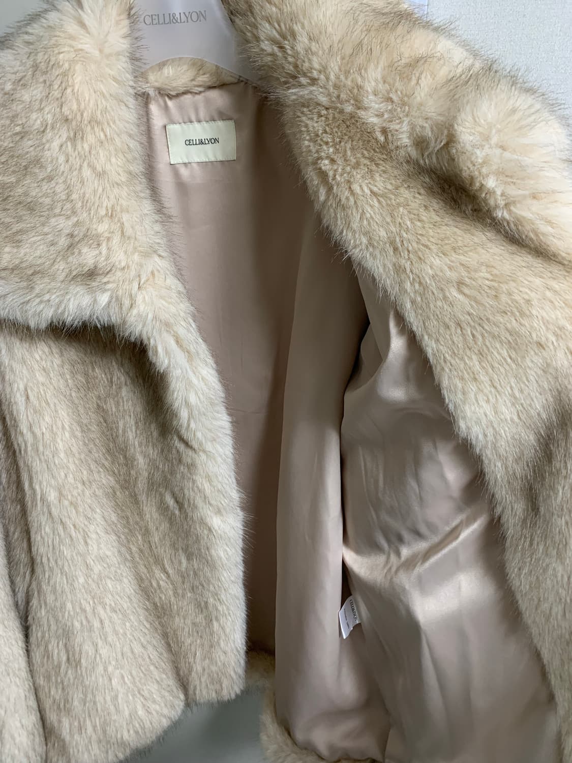 셀리앤리옹 블레어 퍼자켓 새상품 상품이미지3