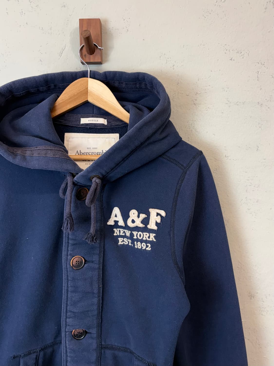 아베크롬비 빈티지 버튼 후드집업 네이비 상품이미지3