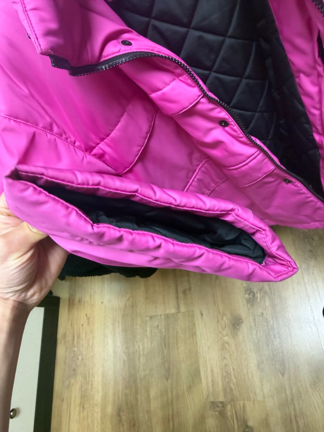 발렌시아가 핑크 패딩입니다 상품이미지6