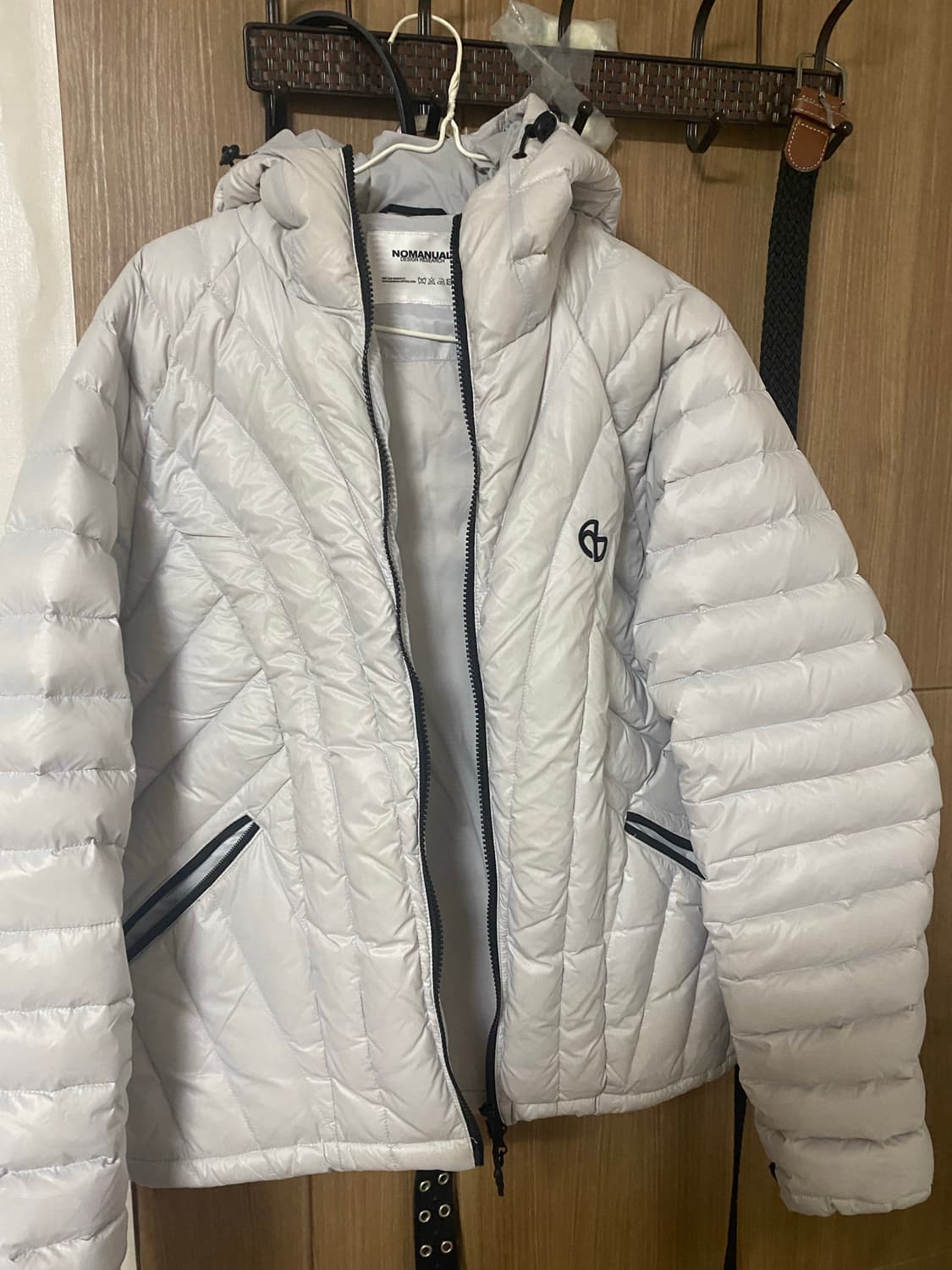 노메뉴얼 덕다운 경량패딩 상품이미지1