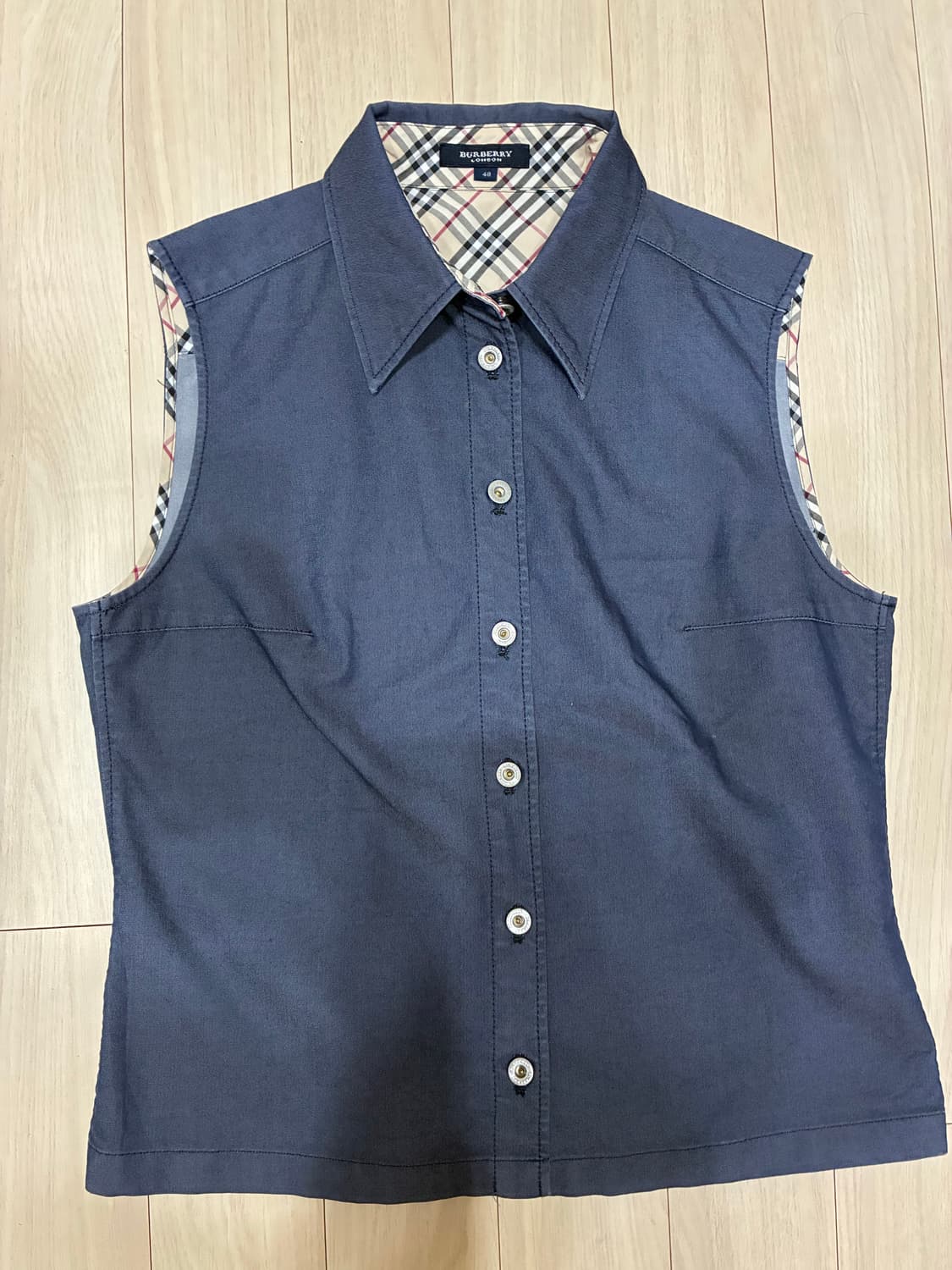 [정품] 버버리(Burberry) 노바체크 배색 얇은 데님 탑 (넉넉한  상품이미지1