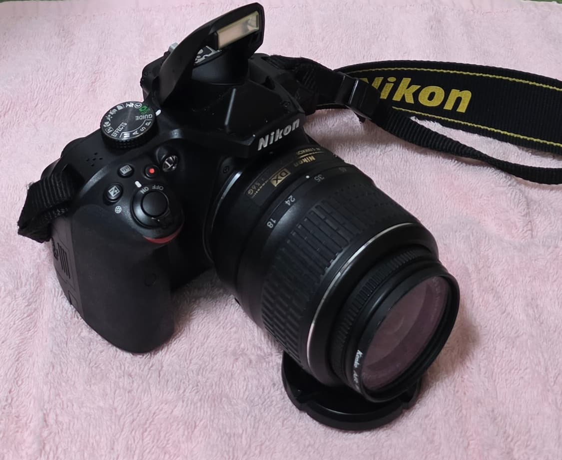 니콘 D3400 DSLR 카메라와 18-55mm 렌즈 함께 판매합니다. 상품이미지2