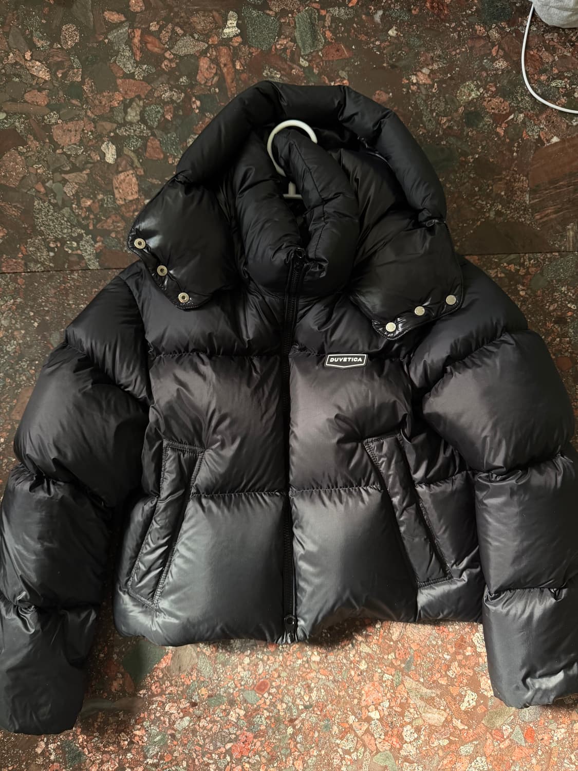 듀베디카 디아데마 블랙 크롭 패딩 IT42 상품이미지5