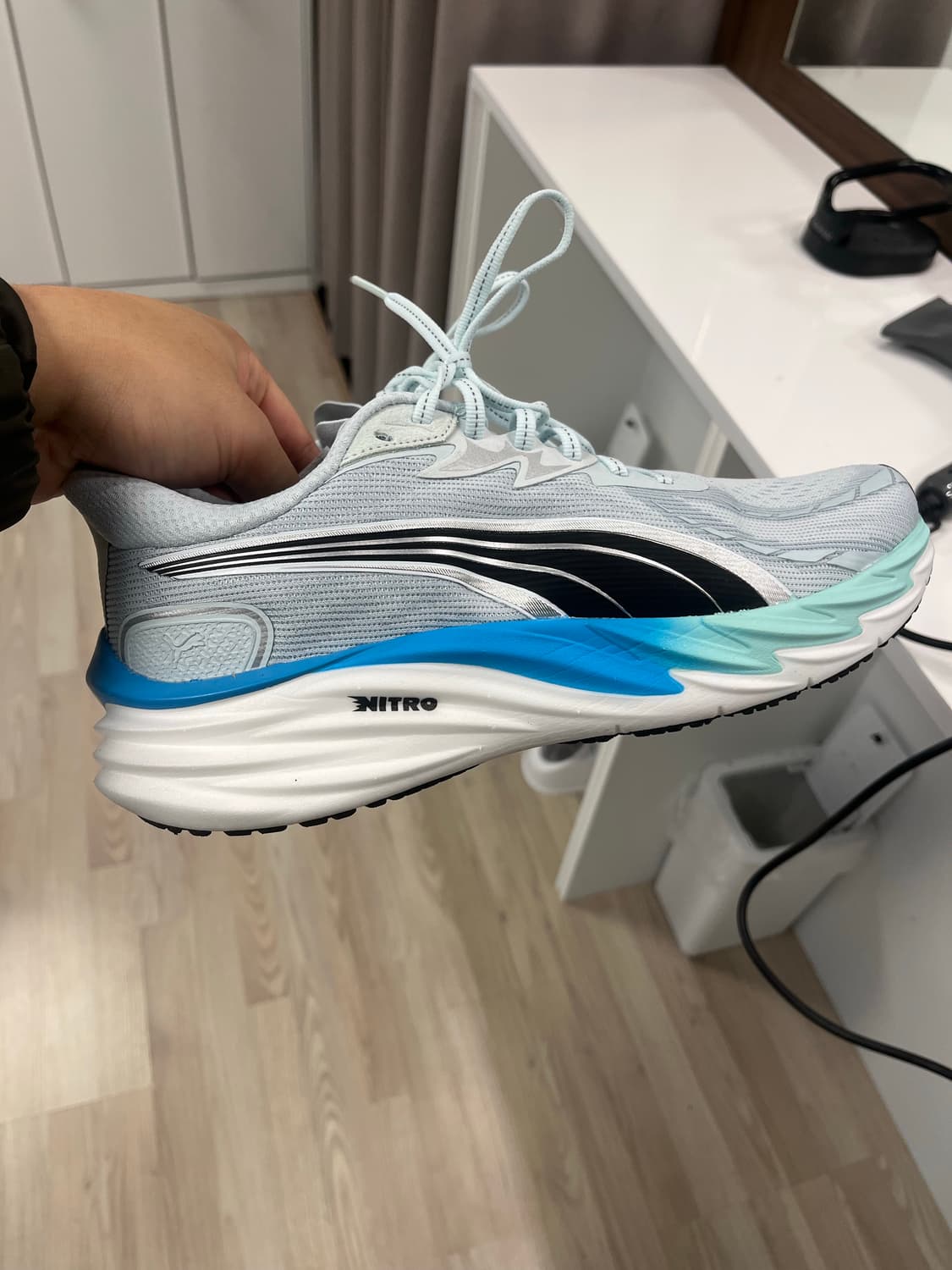 푸마 벨로시티 나이트로 4 런닝화 280 거의 새상품 상품이미지2